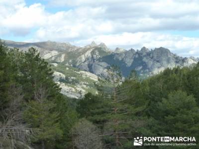 Nacimiento del Río Manzanares (Descenso del Río Manzanares); rutas senderismo vigo